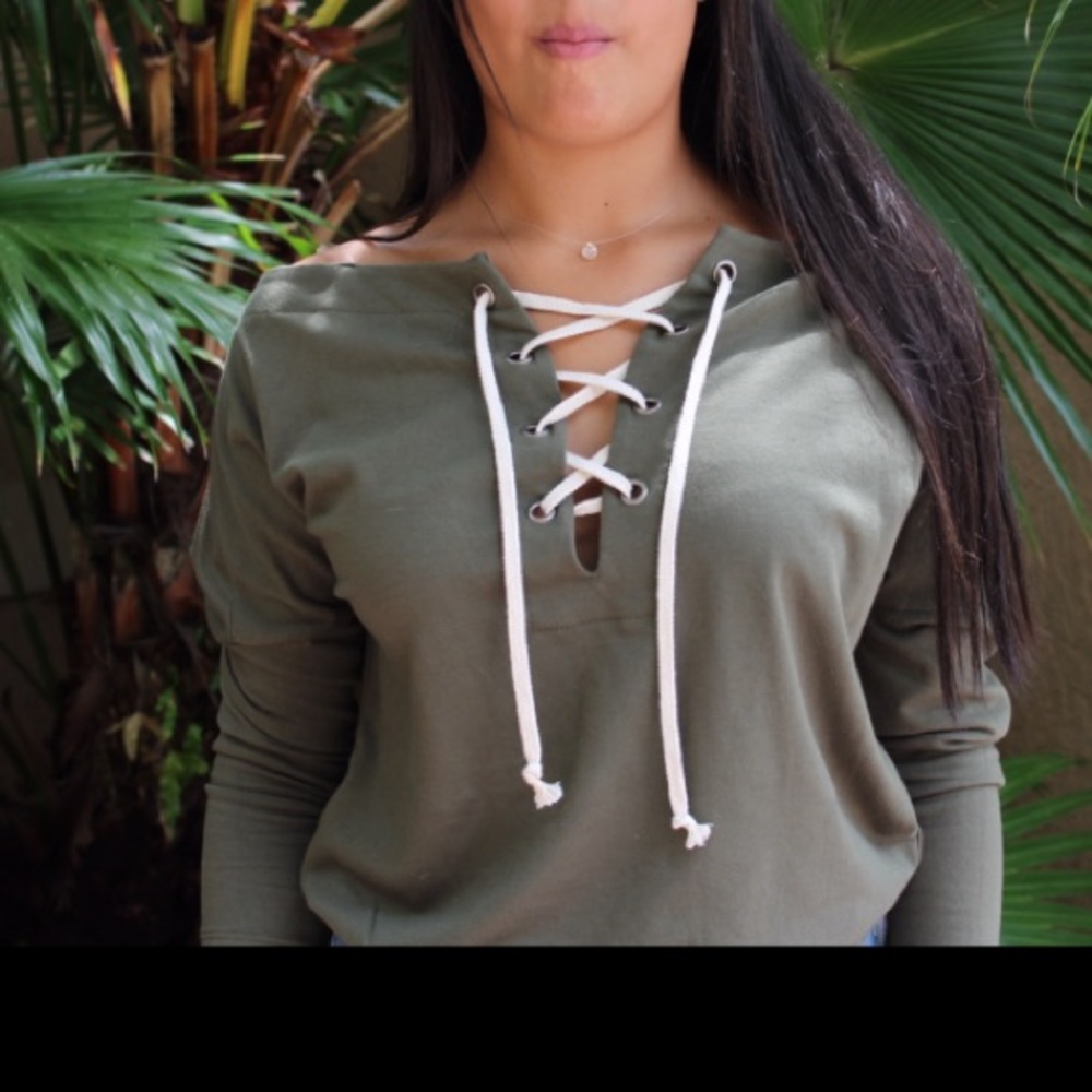 NWT tie front off the shoulder olive top